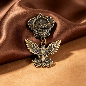 Broche Épaulette en Alliage de Zinc Bronze Antique, Médaille Personnalisée en Métal Émaillé, Badge Vintage pour Uniforme - Product Image 6