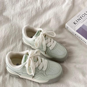 <span class=keywords><strong>Scarpe</strong></span> da <span class=keywords><strong>Donna</strong></span> in Pelle Sintetica Bianca Stile Coreano, Nuova Collezione Autunno 2025, Sneakers Casual con Suola Spessa - Product Image 1