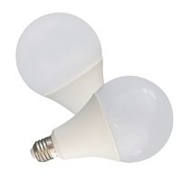 Ampoule LED pour couloir, culot E27, série 220V, résidentielle, en aluminium recouvert de plastique, lumière blanche chaude, IRC 70-80, garantie 2 ans