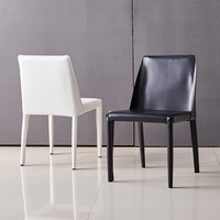 Chaise de salle à manger en cuir avec dossier, style nordique moderne, luxe léger, structure métallique, pour la maison, les restaurants, les cafés et les bureaux.