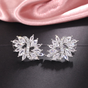 Orecchini a Perno Geometrici Marquise per Donne, Accessori per Orecchie per Matrimoni e Uso Quotidiano - Product Image 5