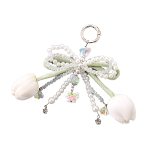 Porte-clés et lanière pour sac ou téléphone, avec pendentif mignon en forme de papillon de dessin animé, perles acryliques, tulipe et nœud papillon, accessoires pour fille - Product Image 1