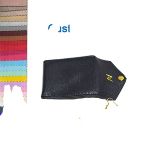 กระเป๋าใส่เครื่องประดับหนัง PU สีดำสุดหรู ปั๊มโลโก้ทองคำตามสั่ง - Product Image 4