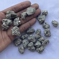 Pyrite naturelle brute en grappe de 10 mm et 20 mm, pierre précieuse brute, au kilogramme, prix direct usine, directement des mines, disponible en ligne sur Alibaba.
