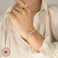 Pulsera de Acero de Titanio Inoxidable con Baño de Oro de 18K y Perlas de Agua Dulce, Cierre OT, Joyería de Moda para Mujer