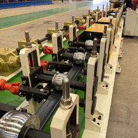 Vitesse de porte de volet de rouleau de mousse de polyuréthane 10-15 m/min petit pain formant la machine prix usine de fabrication