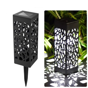 ไฟสวนโซลาร์ LED แบบกันน้ำสำหรับกลางแจ้ง ดีไซน์พิเศษแบบเจาะรู แสงสีขาวอบอุ่น รุ่น 024 - Product Image 3