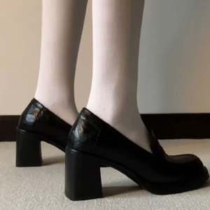 Mocassins élégants et tendance pour femmes, style britannique, plateforme imperméable à talons hauts en PU, classiques printemps-automne, rétro. - Product Image 5