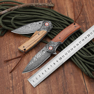 Couteau pliant de poche en acier Damas de qualité industrielle OEM, manche en bois, couteau de poche pour le camping en plein air - Product Image 3