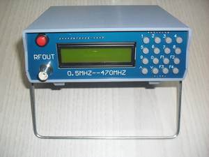 Hoge Frequentie Rf Signaal Bron 0.5-470Mhz Rf Signaal Generator Meter <span class=keywords><strong>Tester</strong></span> Voor <span class=keywords><strong>Fm</strong></span> Radio - Product Image 4