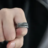 Zweifarbiger Strukturierter Breiter Unisex Edelstahl Mode-Ring, Perlenbesetzter Gerillter Statement-Fingerring für Tägliches Tragen