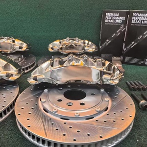 Kit d'étriers de frein nickelés <span class=keywords><strong>AP</strong></span> <span class=keywords><strong>Racing</strong></span> 9560 avant 6 <span class=keywords><strong>pistons</strong></span> et 9541 arrière <span class=keywords><strong>4</strong></span> <span class=keywords><strong>pistons</strong></span>, compatible avec les disques de frein percés Lotus 380x34mm et 355x28mm. - Product Image 2