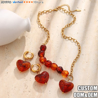 Ensemble de bijoux en acier inoxydable plaqué or 18 carats PVD, collier et boucles d'oreilles en forme de cœur en acrylique, vente en gros, pour femmes