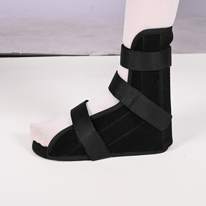 Chaussures orthopédiques pédiatriques Hongchengkang à sangle en T noires 10CM 12CM 14CM 16CM 18CM 20CM 22CM – Chaussures à attelle pour la prévention du pied tombant - Product Image 3