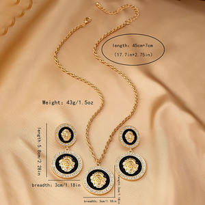 Ensemble collier boucles d'oreilles tête de lion exagérée pour femme - Product Image 6