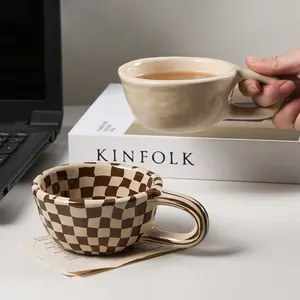 Wholesale Customise Korean Style Ceramic Mug Cup New Design Modern Creative Gift Handmade Ceramic Coffee Mugs
