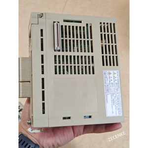 Servopack Yaskawa SGDH-01AE Servo <span class=keywords><strong>Dirve</strong></span> 200V IP1X 0-55*C SGDH01AE Usado - Product Image 5