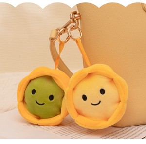 Breloque en peluche Kawaii en forme de <span class=keywords><strong>tarte</strong></span> aux œufs, croûte croustillante douce, visage mignon, logo personnalisé caramel, commande en gros, direct usine, OEM sucré - Product Image 2