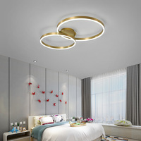 Plafonnier LED au design moderne et simpliste, luminaire décoratif d'intérieur, idéal pour un salon, une chambre à coucher ou un bureau