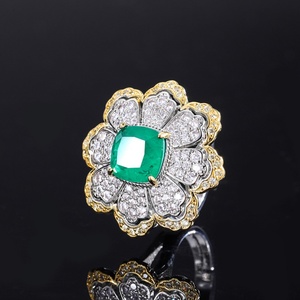 Fashion Jewelry Eco-friendly Copper 10*10MM Green Zirconia Flower Design Gold Plated Wedding Engagement Necklace Earrings Set - Product Image 5