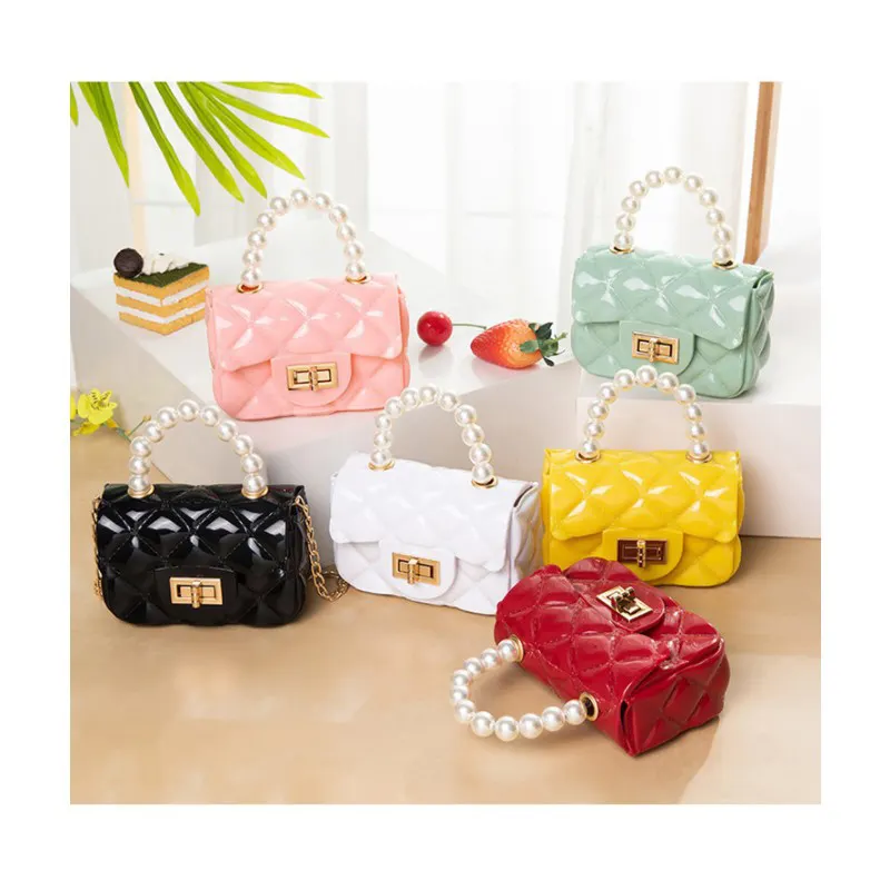 Wholesale geometric summer mini shoulder bag leather jelly bag metal chain handbag fashion lady phone bag