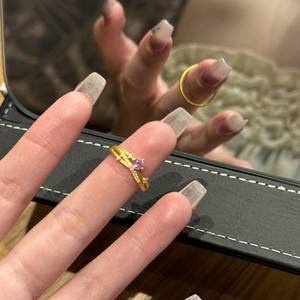 Bague pour femme en argent pur S925, design unique, avec incrustation de diamant violet taillé en croix, étoile et piste, de la collection Dreamy Candy Planet - Product Image 4