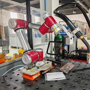 Jaka Zu5, Brazo Robótico Colaborativo de Aluminio de 6 Ejes, Marca China Cobot, Carga Útil de 5 kg, Radio de Trabajo de 954 mm, Repetibilidad de 0.02 mm, OEM 1 - Product Image 1