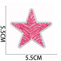 Vente en gros de haute qualité rouge thermocollant broderie coeur étoile champignon dessin animé arc-en-ciel lettre brodée au fer sur patchs