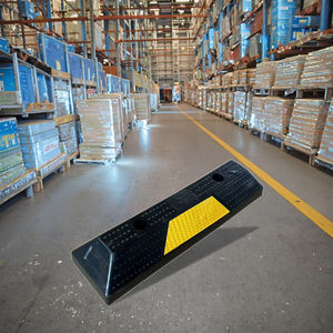 Meta Borracha MR-WSR55YD 550*150*100MM Anti-Skid Anti-Colisão Bloco De Borracha Terra Freios Carro Estacionamento Lote Rolha De Roda Estrada - Product Image 1