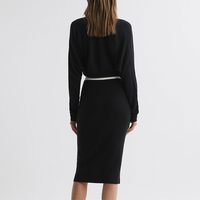 2024 nouveau automne hiver bureau dame haute qualité col en v longues robes Colourblock Midi câble tricot pull robe tricotée