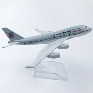 16cm Hợp kim kim loại không khí QATAR đường hàng không Boeing 747 B747 hãng hàng không Máy bay mô hình máy bay Máy bay mô hình W Đứng thủ công Quà Tặng