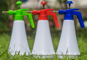 高品質の水スプレー1.5リットルハンドポンプガーデン水缶噴霧器 - Product Image 4