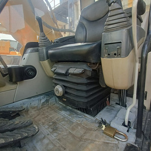 Excavadora de cadenas Caterpillar 330D usada de 30 toneladas con motor de alta eficiencia, precio bajo y calidad perfecta - Product Image 6