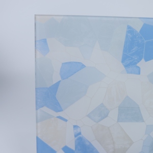Vidrio Decorativo de Privacidad con Mosaico Geométrico Azul Claro, Impreso con Serigrafía, para Vestíbulos de Hoteles y Tiendas Minoristas - Product Image 3