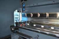 Nouvelle machine de pliage CNC automatique purement électrique avec capacité de traitement de tôles métalliques, composants essentiels moteur et pompe