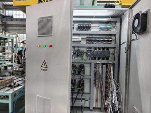 อินเวอร์เตอร์ปั๊มลม DELTA VFD-CP2000 ซีรีส์ 7.5-75 กิโลวัตต์ กระแสสลับ แรงดันไฟฟ้าปกติ 380 โวลต์ กำลังไฟฟ้า 1000 วัตต์ สามเฟส IP20 ควบคุมด้วย PLC - Product Image 6