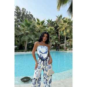 ชุดสูทผ้าซาตินสำหรับผู้หญิง ดีไซน์หรูหราและสวมใส่สบาย - Product Image 3