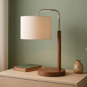 Lampe de table moderne KS International avec base et bras en métal, abat-jour beige, durable et résistante à la chaleur pour la décoration de la maison - Product Image 4