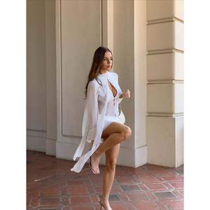 Voikerdr Conjunto de top de malla transparente y minifalda para mujer, conjunto de viaje elegante y transpirable de gasa de manga larga - Product Image 3