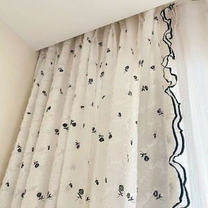 Rideau Semi-Occultant en <span class=keywords><strong>Tissu</strong></span> YCSP Luxe Personnalisé Motif Rose Noire pour Chambre, Salon et Hôtel - Product Image 2