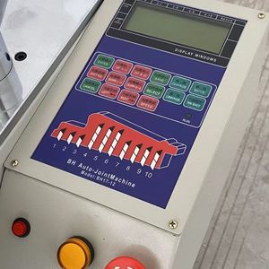 Pequeña máquina de clavado CNC de sobremesa para carpintería, pintura al óleo y equipo de clavado, con motor esencial y estructura de alta eficiencia - Product Image 5