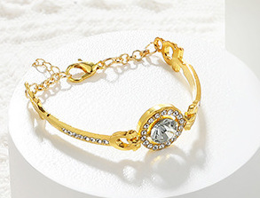 Bracelet de mode coréen pour femmes, best-seller, simple, élégant, polyvalent, bracelet en zircon, vente directe d'usine. - Product Image 3