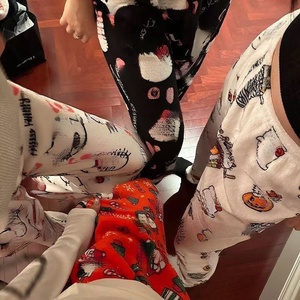 Pantaloni Pigiama da <span class=keywords><strong>Donna</strong></span> in Flanella Termica con Motivo Cartoon KT Cat per Halloween, Autunno e Inverno - Product Image 4