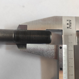 Chất Lượng Tốt Nhất Công Cụ Phần Cứng 18*1.5*80 Con Lăn Theo Dõi Máy Xúc Bolt Nhà Máy Trung Quốc Máy Xúc Theo Dõi Bu Lông & Nuts - Product Image 3