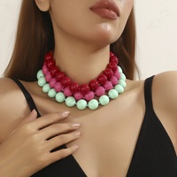 Collier de perles en plastique coloré de style bohème vintage, plaqué or 18 carats, fait main, noué, avec pendentif, pour femme