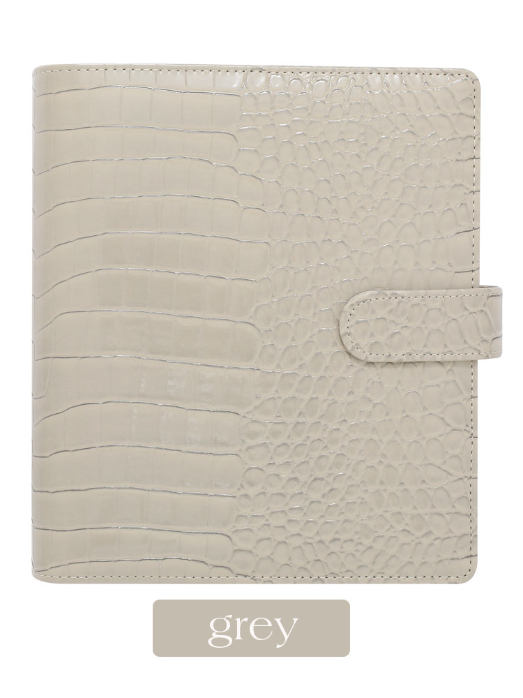 Gris avec anneaux dorés