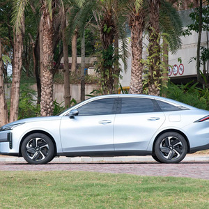 Geely Galaxy L6 di Alta Qualità, Berlina PHEV Tecnologica con Chip 8155, <span class=keywords><strong>Auto</strong></span> Compatta con Standard di Emissione Euro 6, Prezzo Competitivo - Product Image 4