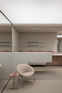 Carrito de Salón de Alta Calidad y Soporte para Secador de Pelo |   Diseño de Interiores Integral para Salón de Belleza - Product Image 5