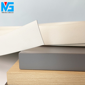 Surface de grain mate texturée blanche de <span class=keywords><strong>bande</strong></span> de bord de PVC résistant aux UV/rayures 21mm 26mm X 0.4mm 0.8mm 1.0mm pour l'OSB de contreplaqué de MDF - Product Image 6