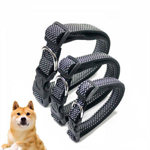 Aanpasbare Reflecterende Polyester Hondenhalsband Met Massief Patroon, Gewatteerd Geweven Voor Grote Middelgrote Kleine Puppymaten - Product Image 1
